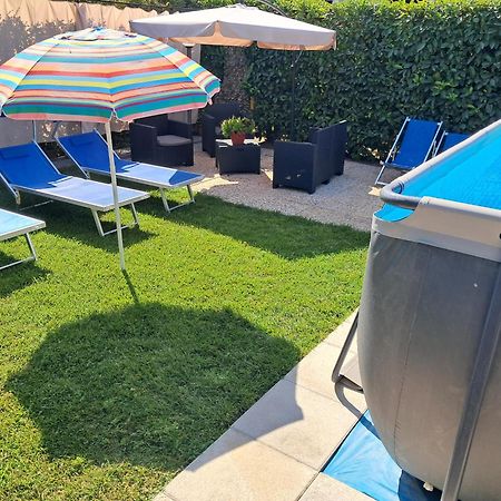 Depandance Con Piscina In Uso In Esclusivo In B&B SantʼAntonio Abate Zewnętrze zdjęcie