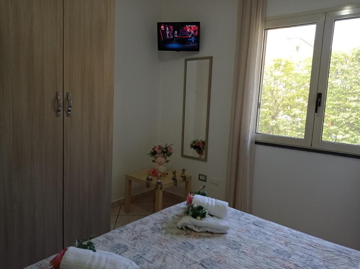 Depandance Con Piscina In Uso In Esclusivo In B&B SantʼAntonio Abate Zewnętrze zdjęcie
