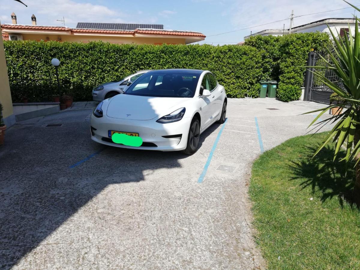 Depandance Con Piscina In Uso In Esclusivo In B&B SantʼAntonio Abate Zewnętrze zdjęcie